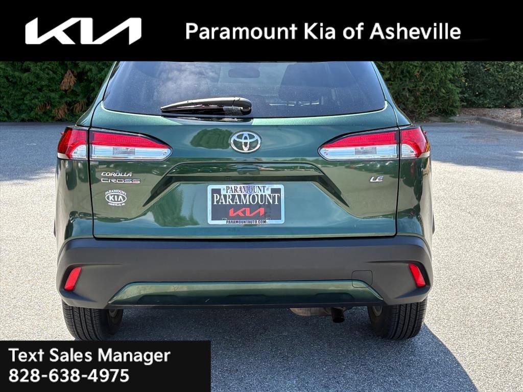 Used 2023 Toyota Corolla Cross LE FWD image 5