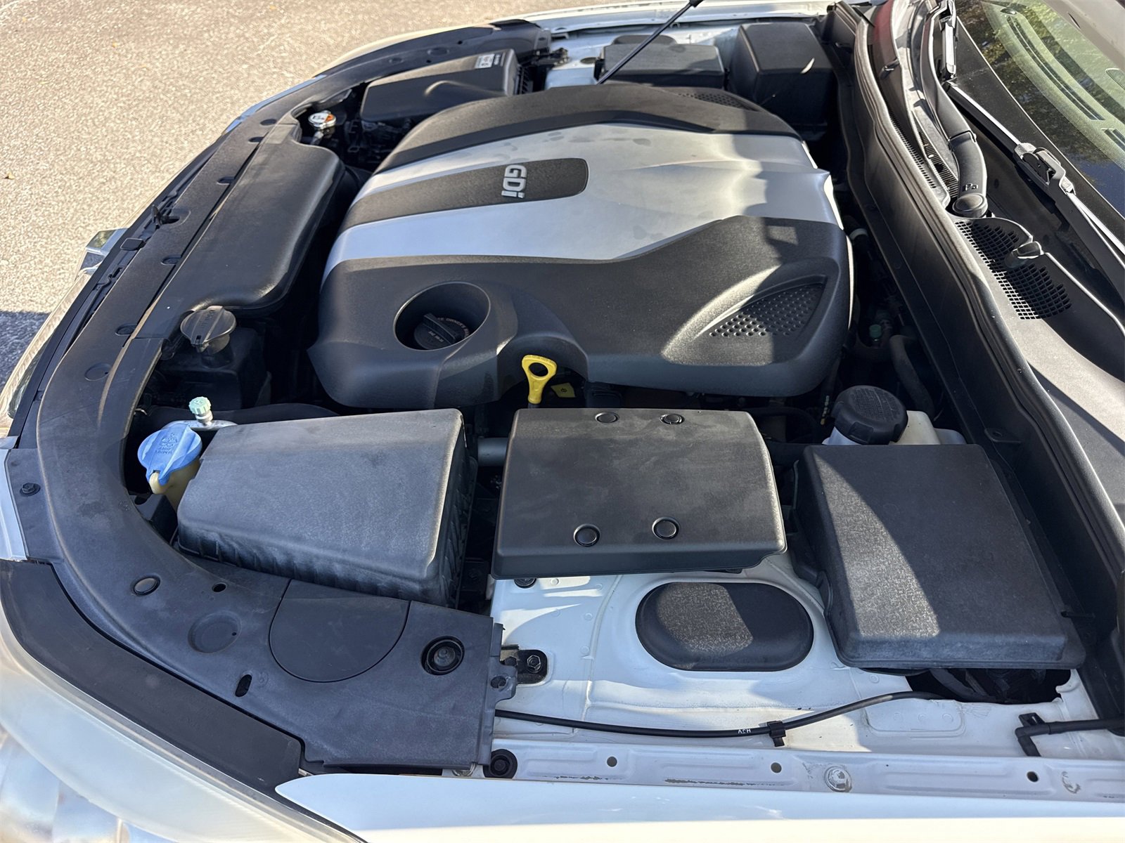 Used 2013 Hyundai Genesis 3.8 w/ Premium Pkg image 38