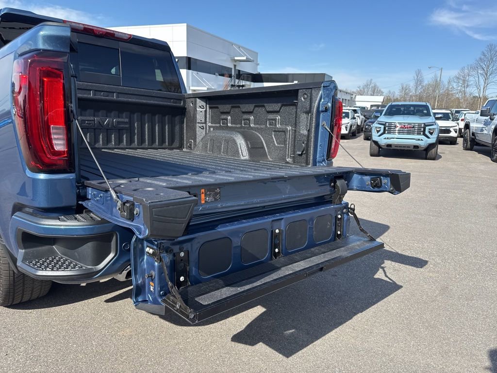 Used 2025 GMC Sierra 1500 Denali w/ Denali Reserve Package image 34