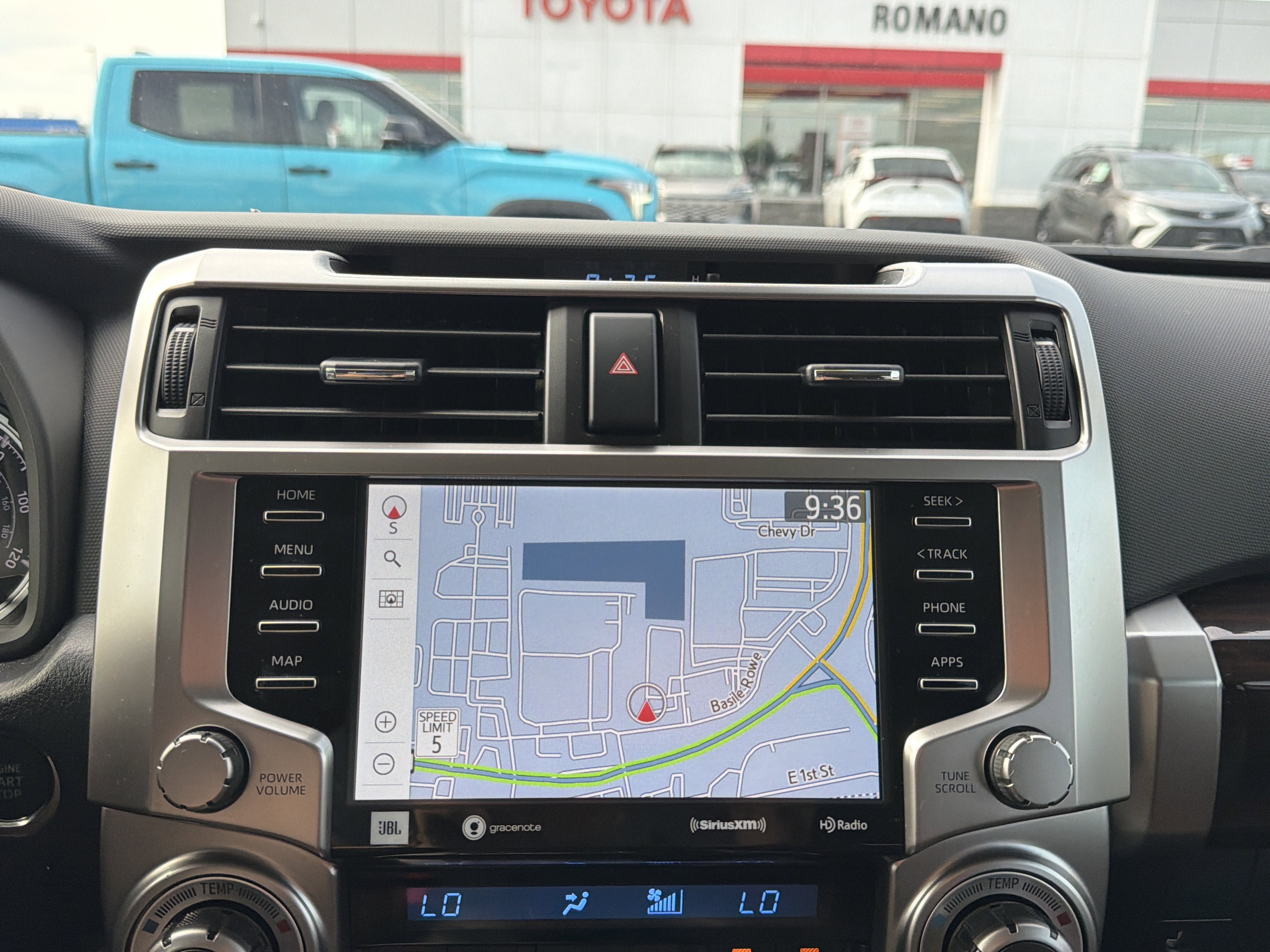 Used 2023 Toyota 4Runner Limited AWD/4WD image 19