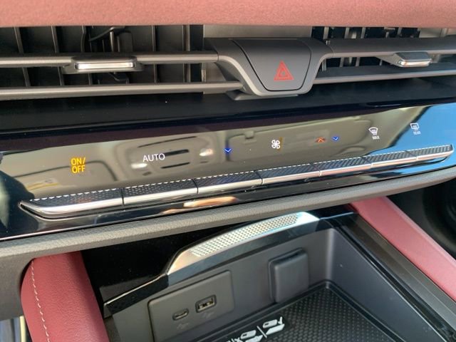 New 2025 Buick Envision Sport Touring image 23