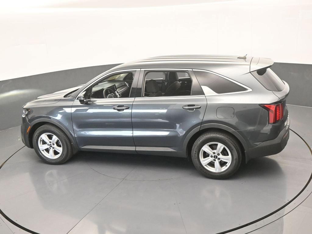 Used 2022 Kia Sorento LX FWD image 42