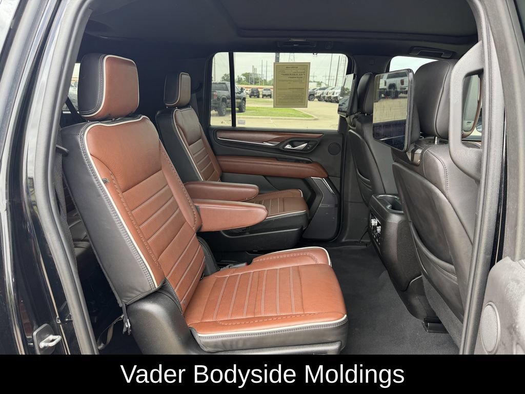 Used 2024 GMC Yukon XL Denali Ultimate AWD/4WD image 38