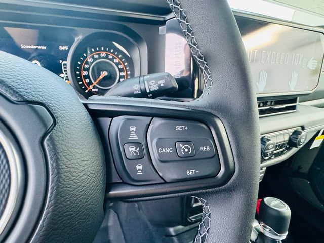 New 2026 Jeep Wrangler Unlimited Rubicon AWD/4WD image 18