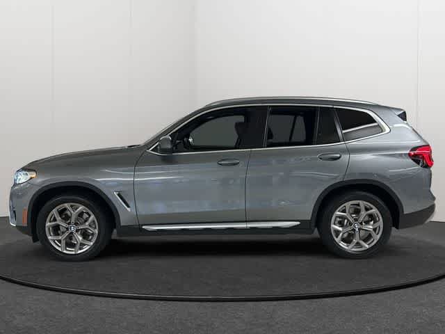 Used 2023 BMW X3 xDrive30i w/ Premium Package AWD/4WD image 3