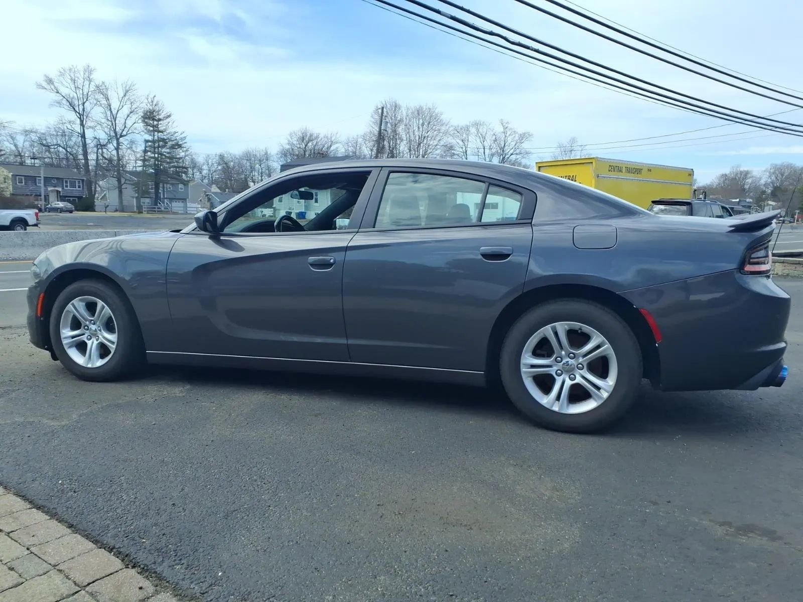 Used 2019 Dodge Charger SXT image 6