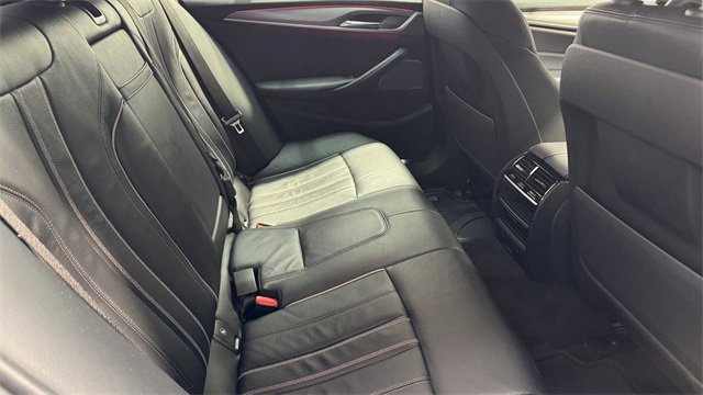Used 2018 BMW 530i image 14