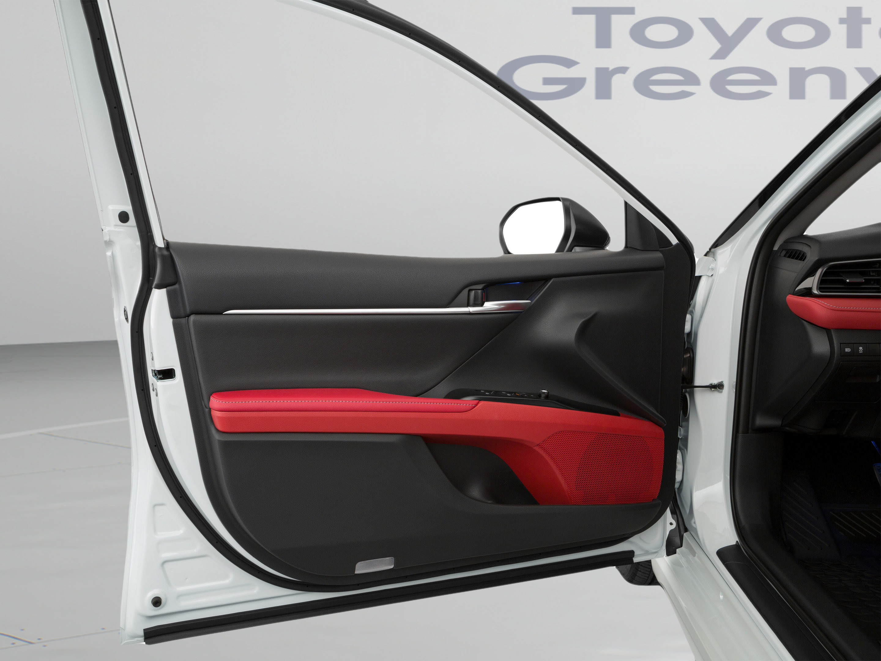 Used 2020 Toyota Camry XSE FWD image 13