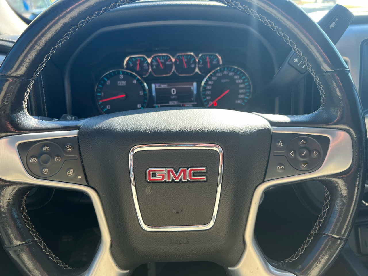 Used 2018 GMC Sierra 1500 SLT image 43
