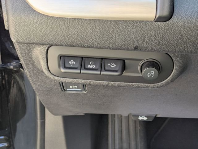 Used 2023 GMC Terrain Denali image 16