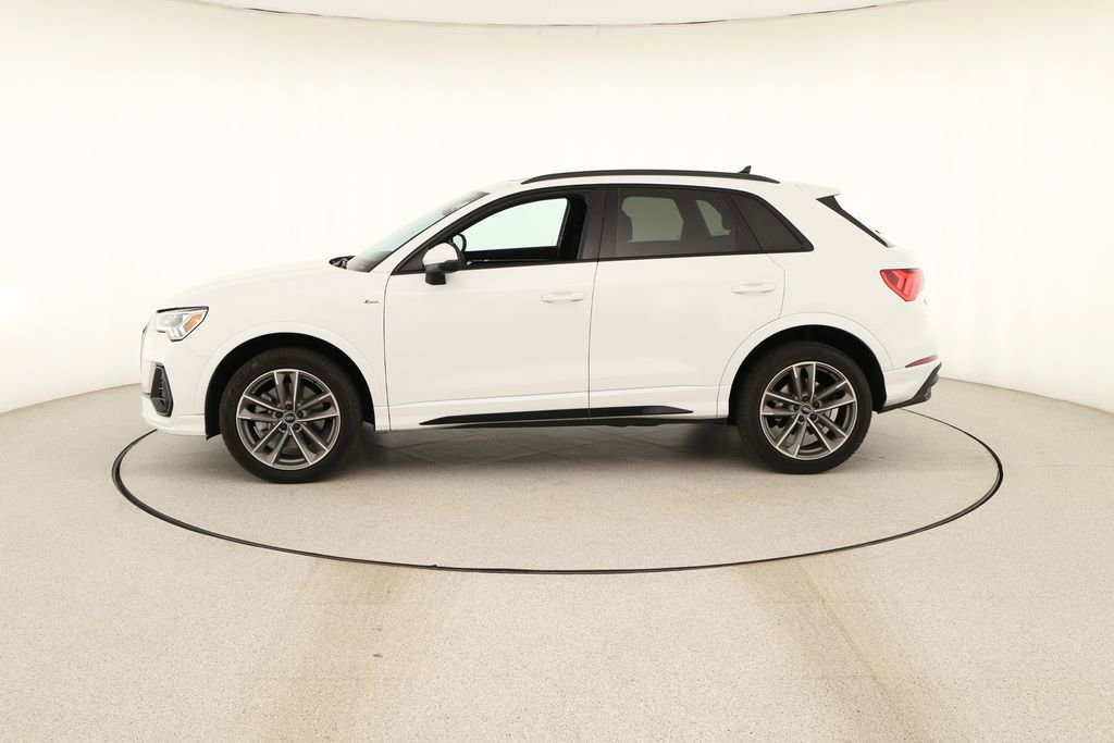 Certified 2025 Audi Q3 2.0T Premium w/ Convenience Package AWD/4WD image 2