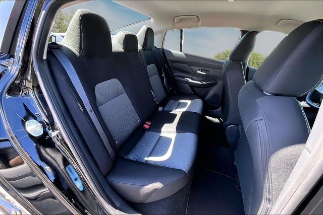New 2027 Nissan Sentra SV FWD image 8
