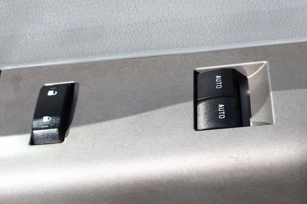 Used 2023 Ford F650 2WD Regular Cab Super Duty image 22