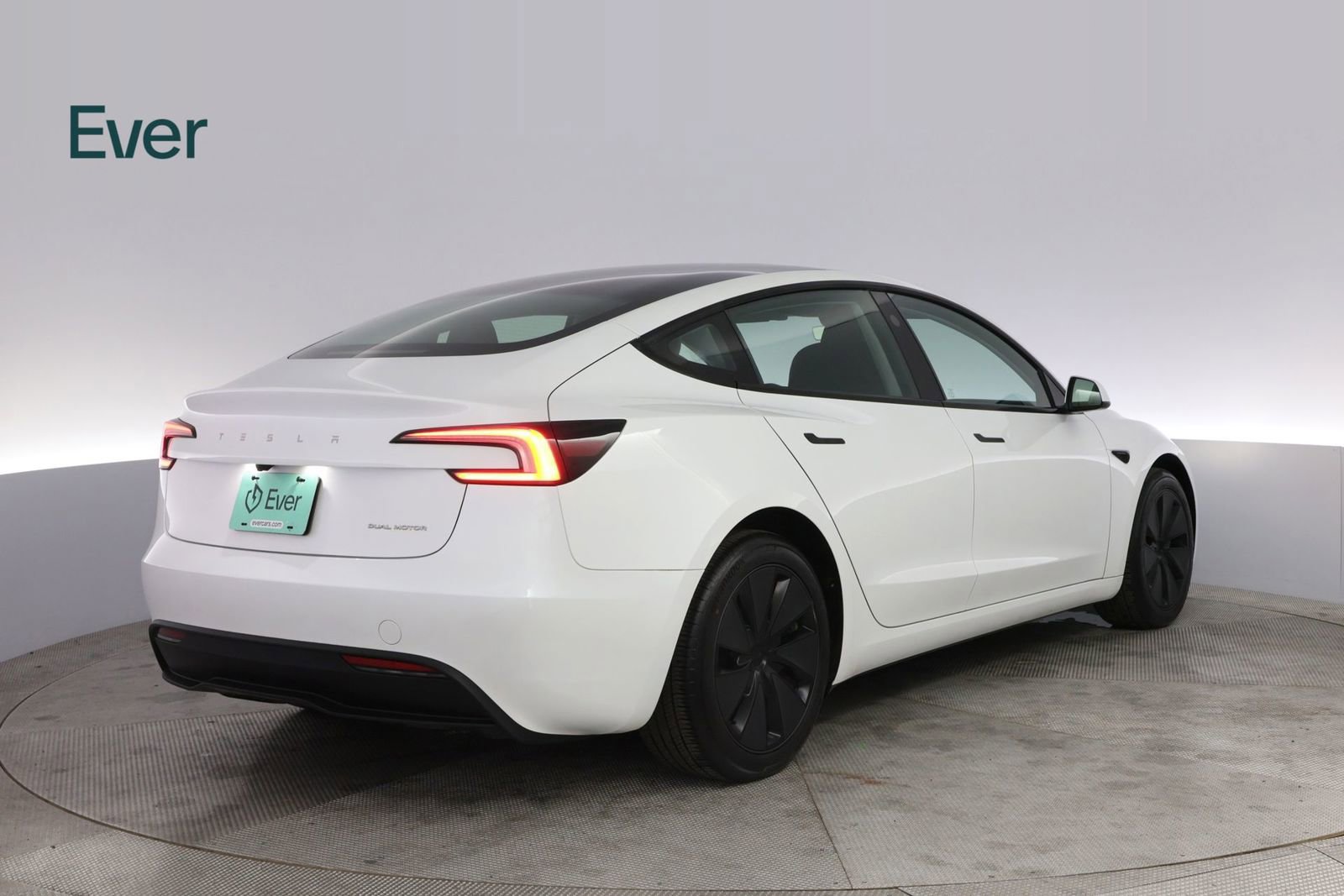 Used 2025 Tesla Model 3 Long Range AWD/4WD image 3