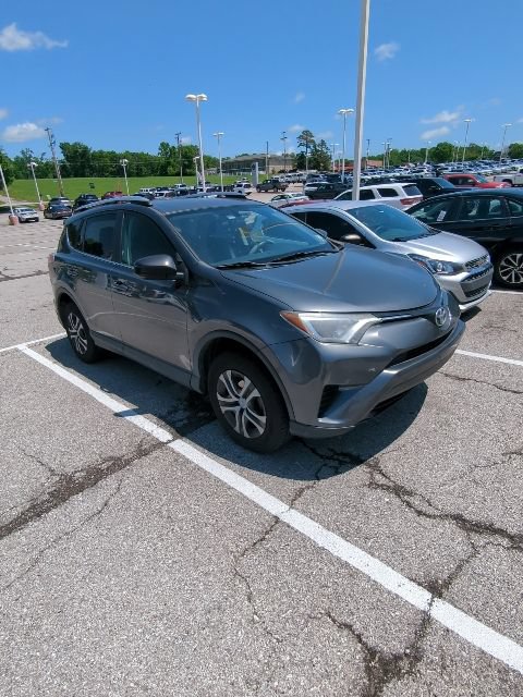 Used 2016 Toyota RAV4 LE FWD image 8