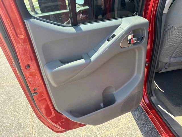 Used 2017 Nissan Frontier SV AWD/4WD image 12