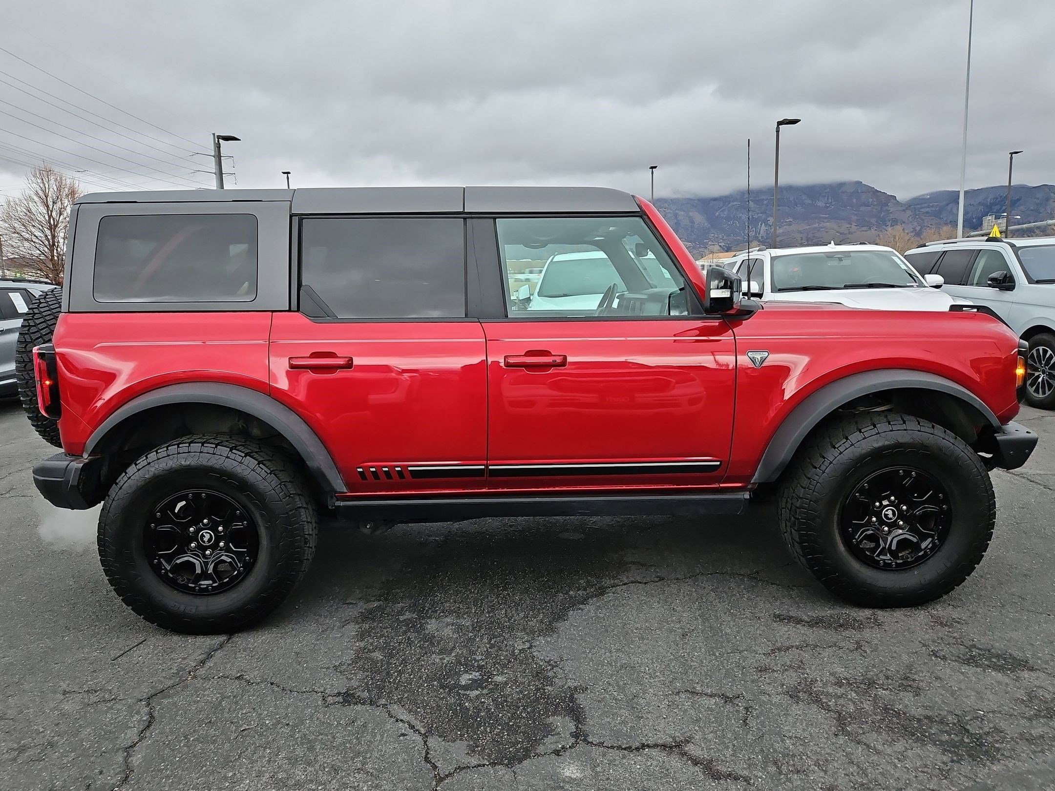 Used 2021 Ford Bronco First Edition image 2