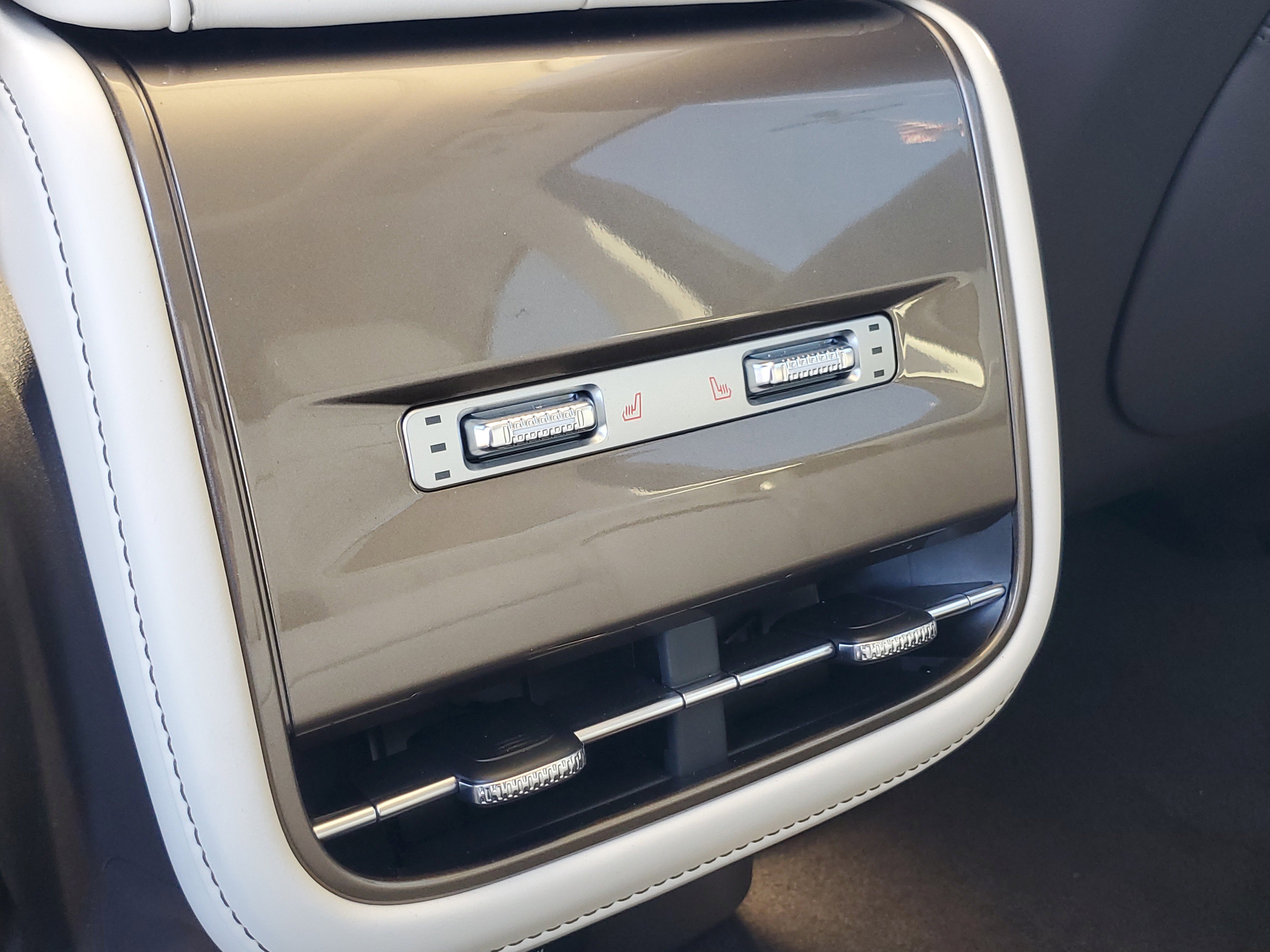 New 2025 Lincoln Nautilus Black Label image 28