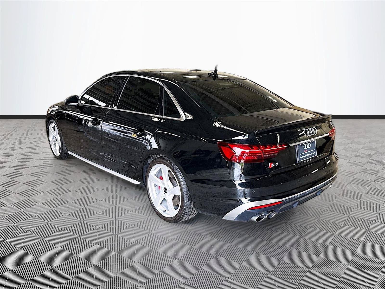 Certified 2023 Audi S4 Premium Plus w/ Premium Plus Package AWD/4WD image 5