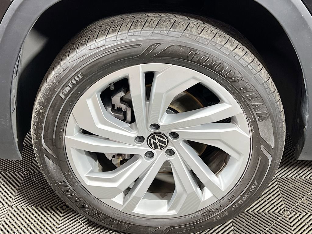 Used 2023 Volkswagen Atlas SE w/ Panoramic Sunroof Package image 28