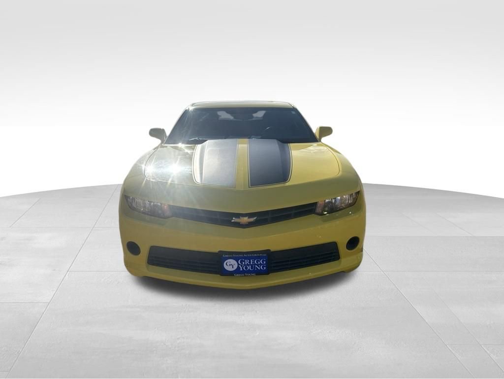 Used 2015 Chevrolet Camaro LT RWD image 4