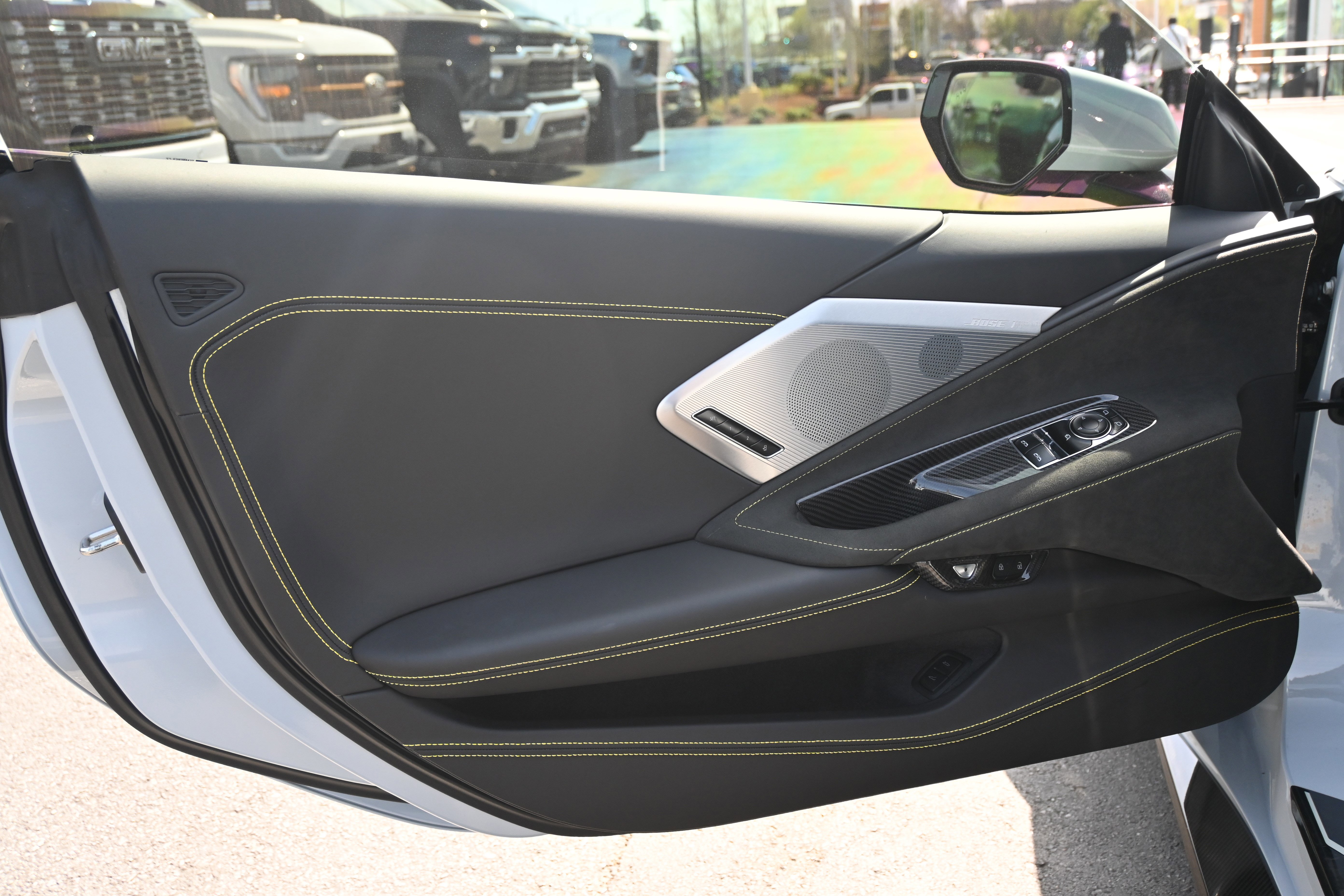 Used 2024 Chevrolet Corvette Stingray Premium Cpe image 27