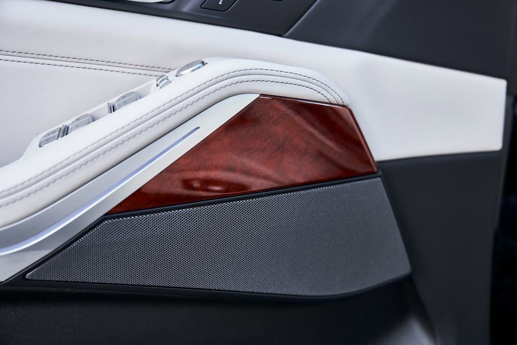 Used 2024 BMW ALPINA XB7 image 38