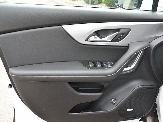 New 2025 Chevrolet Blazer LT w/ Sound & Technology Package image 12