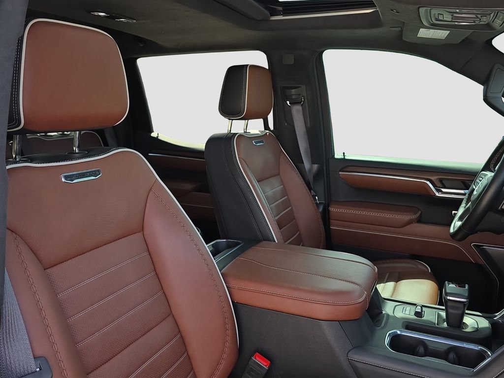 Used 2025 GMC Sierra 1500 Denali Ultimate image 19