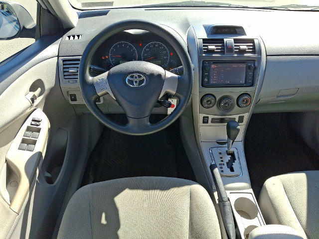 Used 2013 Toyota Corolla LE FWD image 11