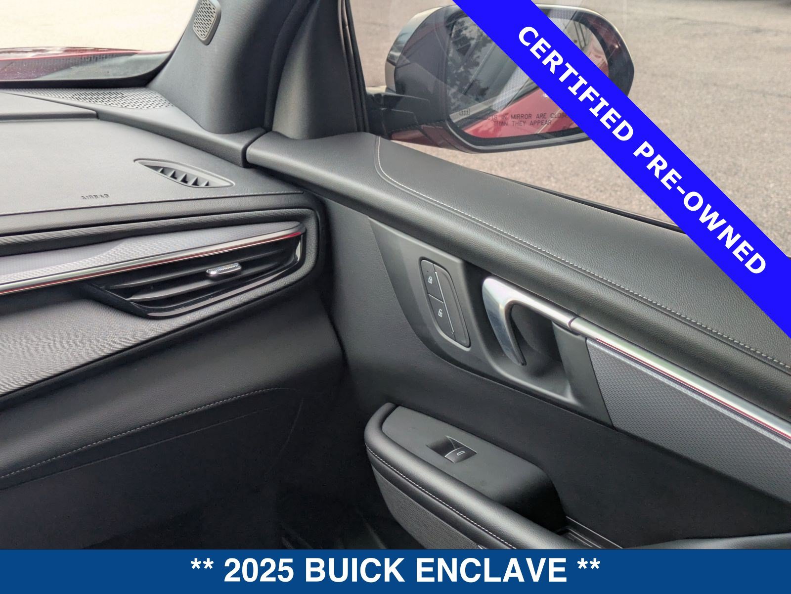 Used 2025 Buick Enclave Sport Touring w/ Power Package FWD image 20