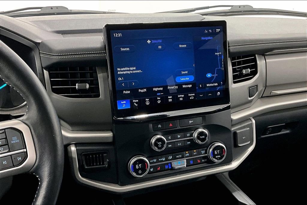 Used 2023 Ford Expedition XLT image 8
