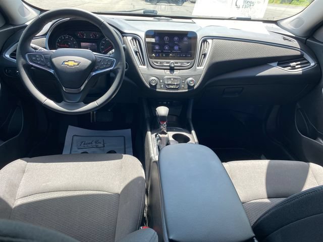 Certified 2025 Chevrolet Malibu RS FWD image 5