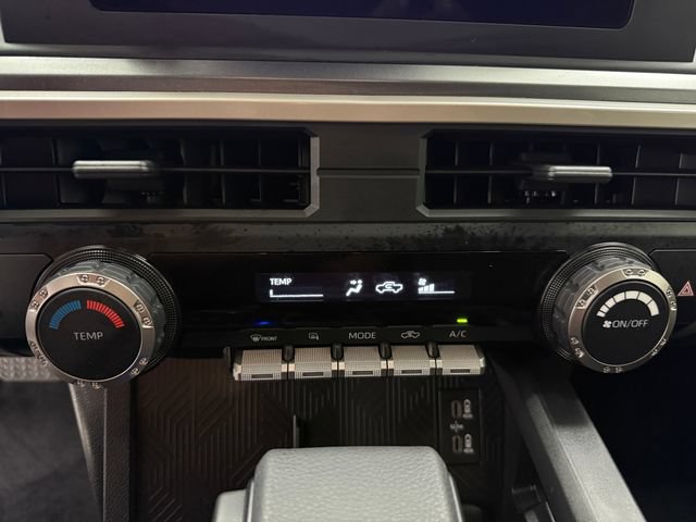 Used 2026 Toyota Tacoma SR5 AWD/4WD image 18