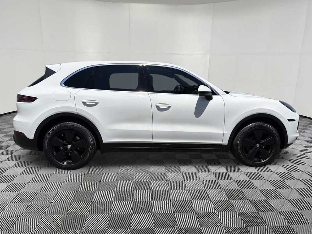 Used 2020 Porsche Cayenne AWD/4WD image 8