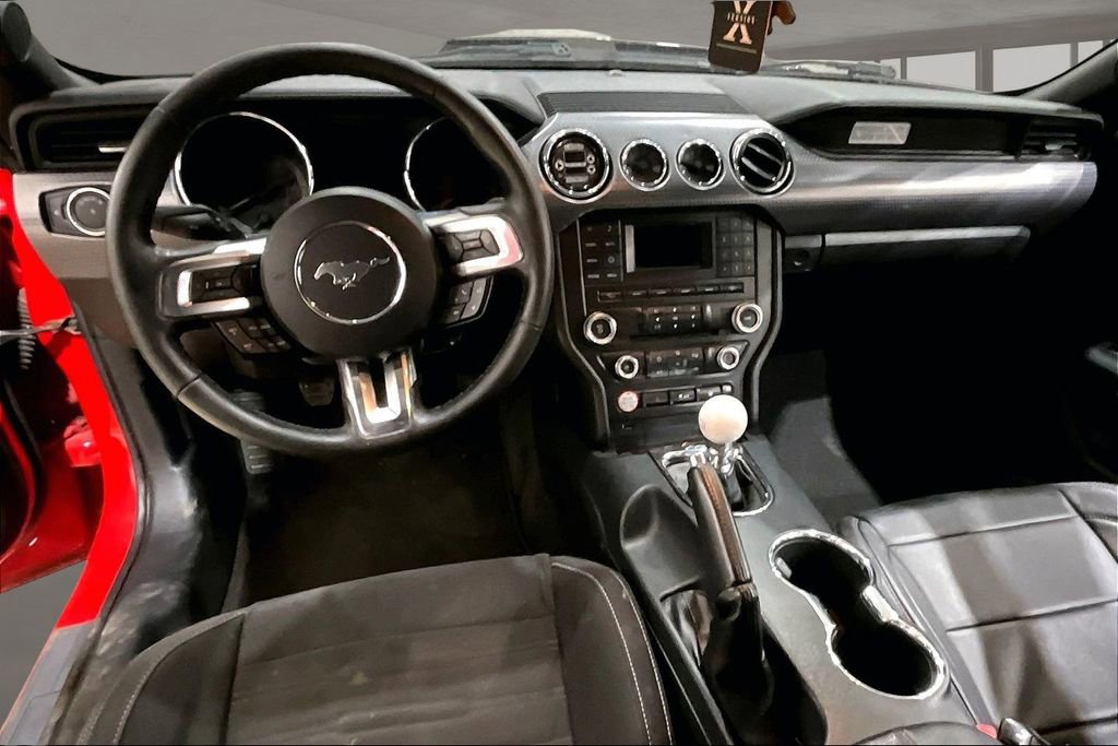 Used 2017 Ford Mustang GT w/ GT Performance Package RWD image 15