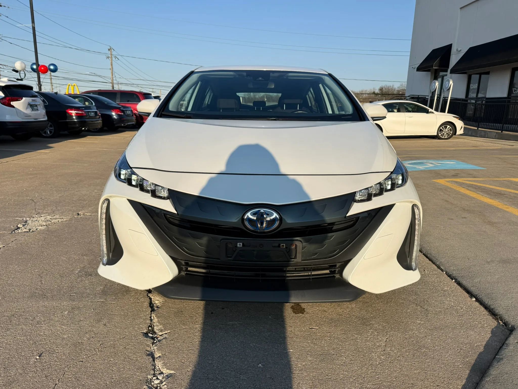 Used 2022 Toyota Prius Prime LE FWD image 2