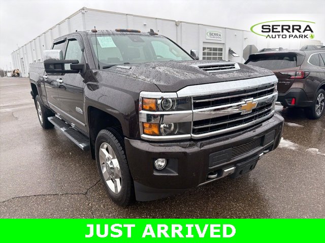 Used 2018 Chevrolet Silverado 2500 High Country w/ Duramax Plus Package image 2