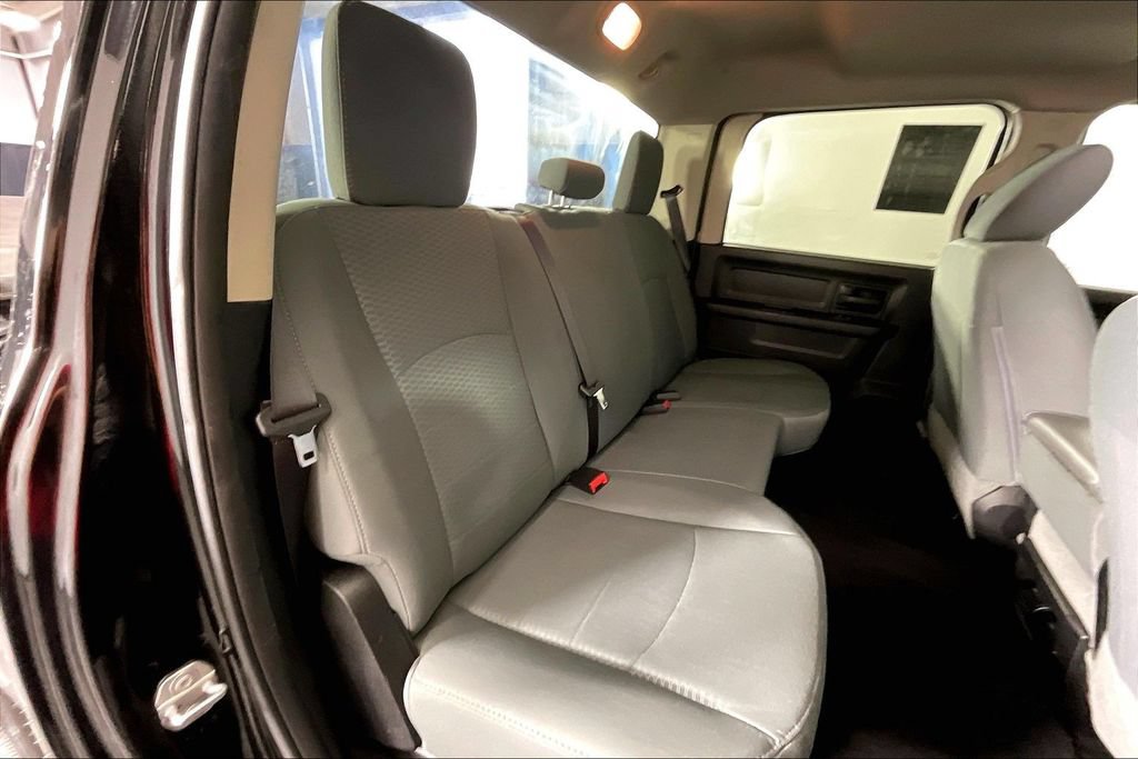 Used 2016 RAM 1500 Express w/ Black Ram 1500 Express Group RWD image 32