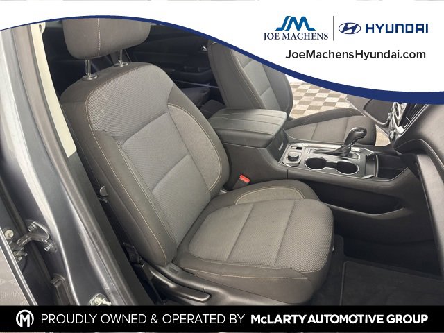 Used 2020 Chevrolet Traverse LS image 29