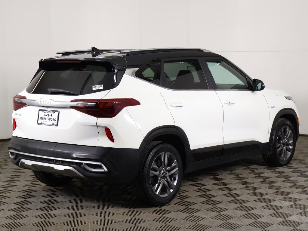 Used 2023 Kia Seltos S w/ Navigation Package image 10