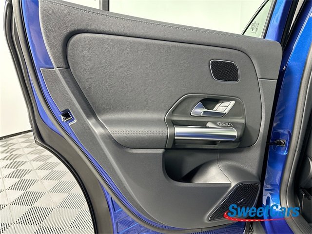 Used 2024 Mercedes-Benz GLA 35 AMG 4MATIC image 43