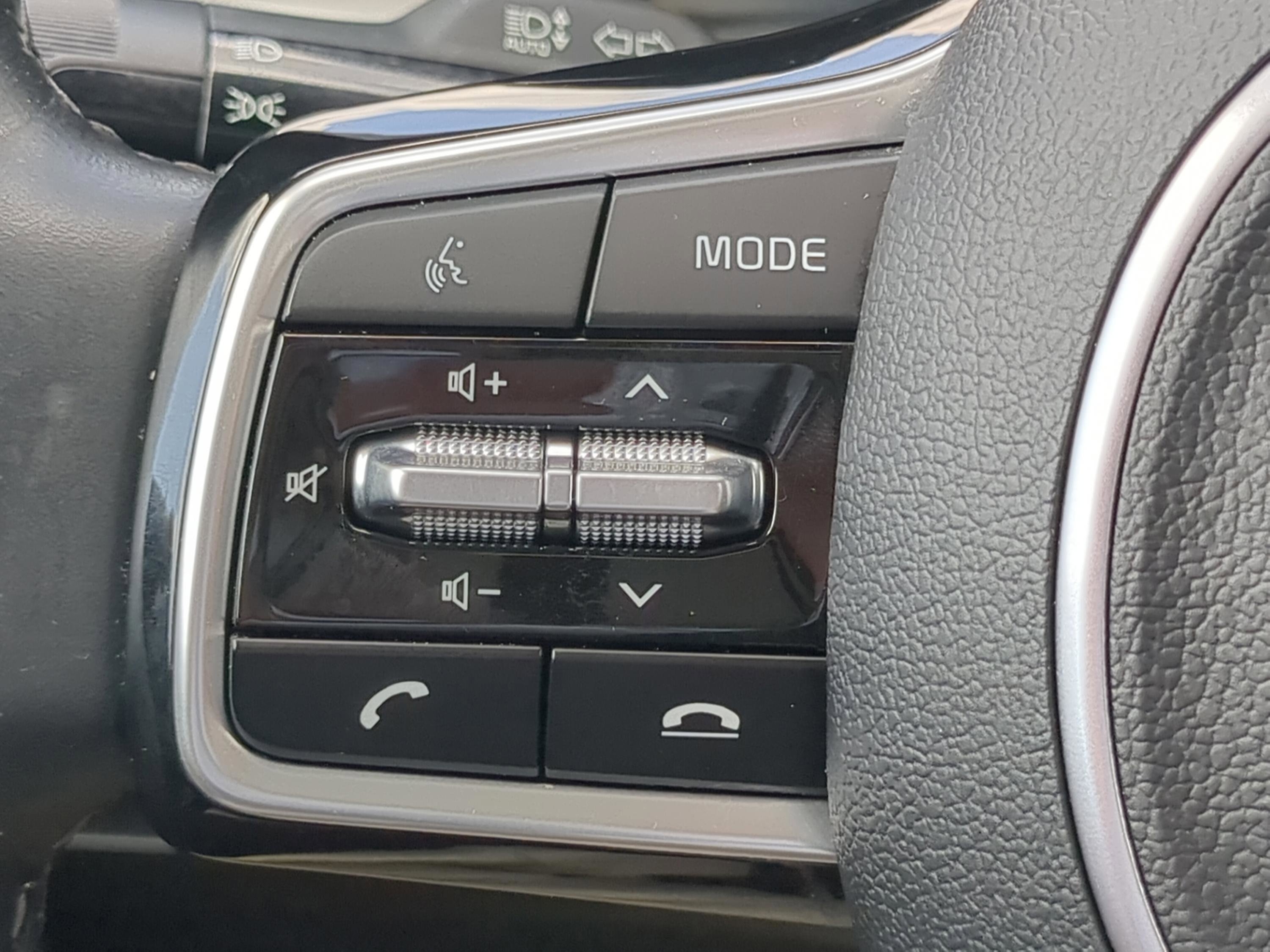 Certified 2023 Kia Sorento S w/ Panoramic Sunroof Package FWD image 20