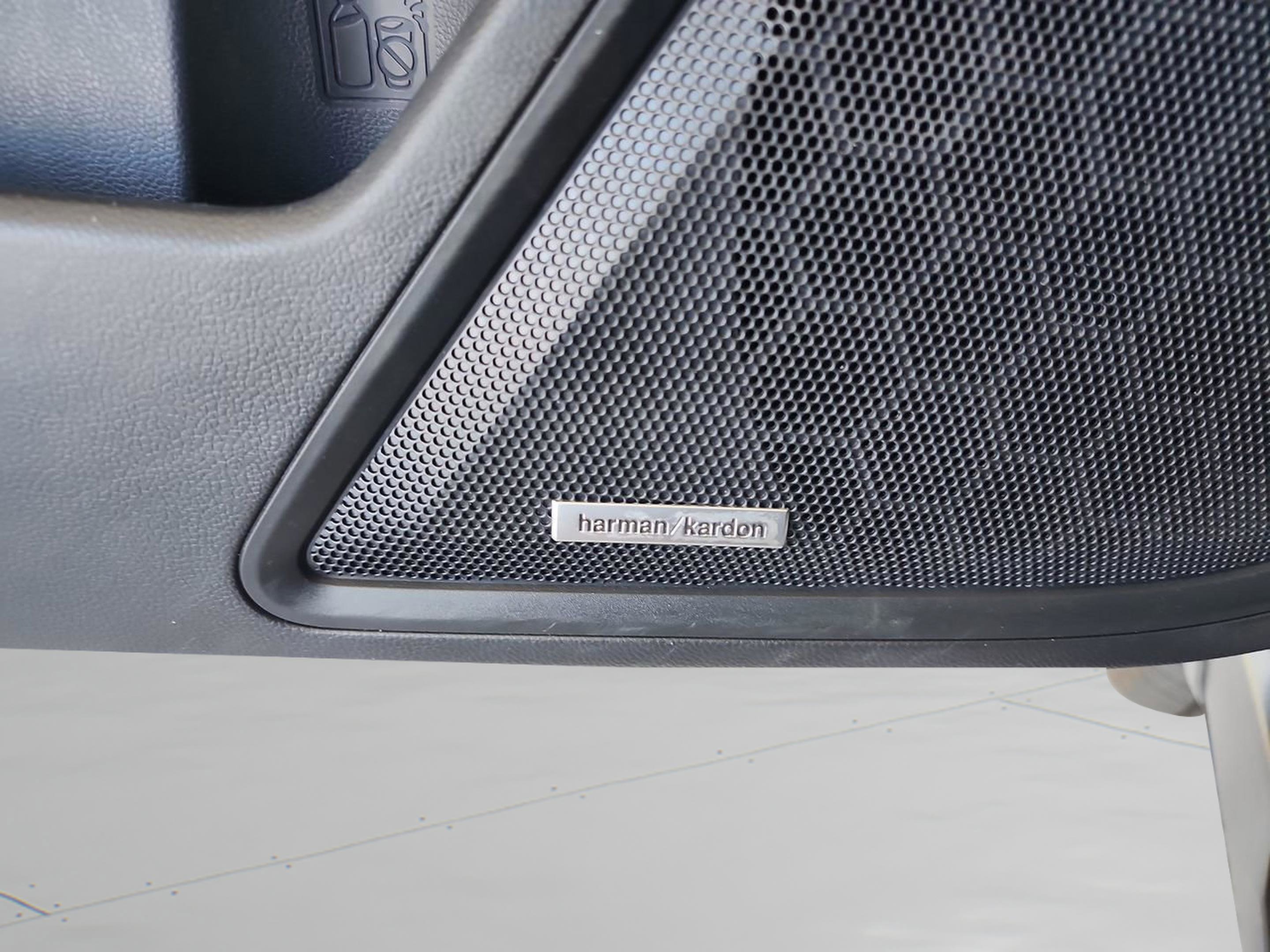 Used 2021 Subaru Outback Touring XT image 28