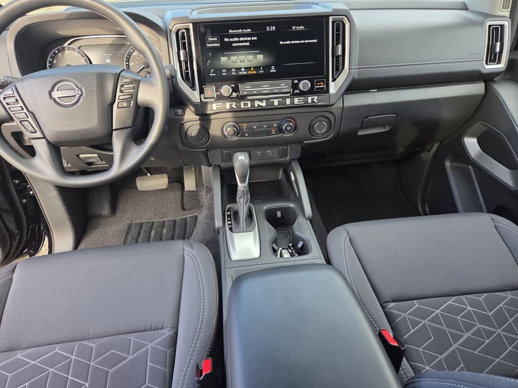 Certified 2025 Nissan Frontier SV image 6