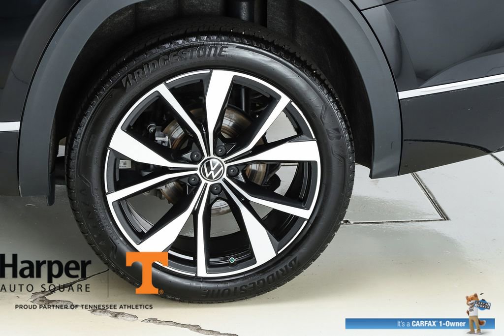 Used 2025 Volkswagen Atlas SEL Premium R-Line AWD/4WD image 6