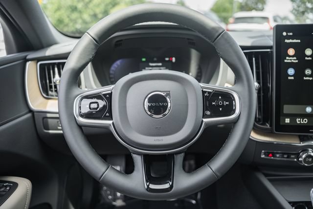 New 2026 Volvo XC60 B5 Plus w/ Protection Package Premier AWD/4WD image 29