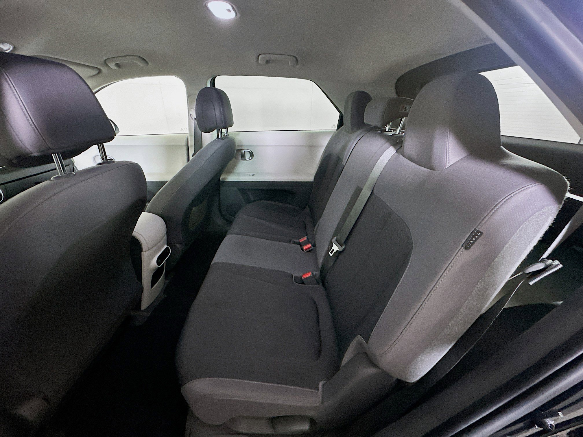 Used 2024 Hyundai Ioniq 5 SE image 28