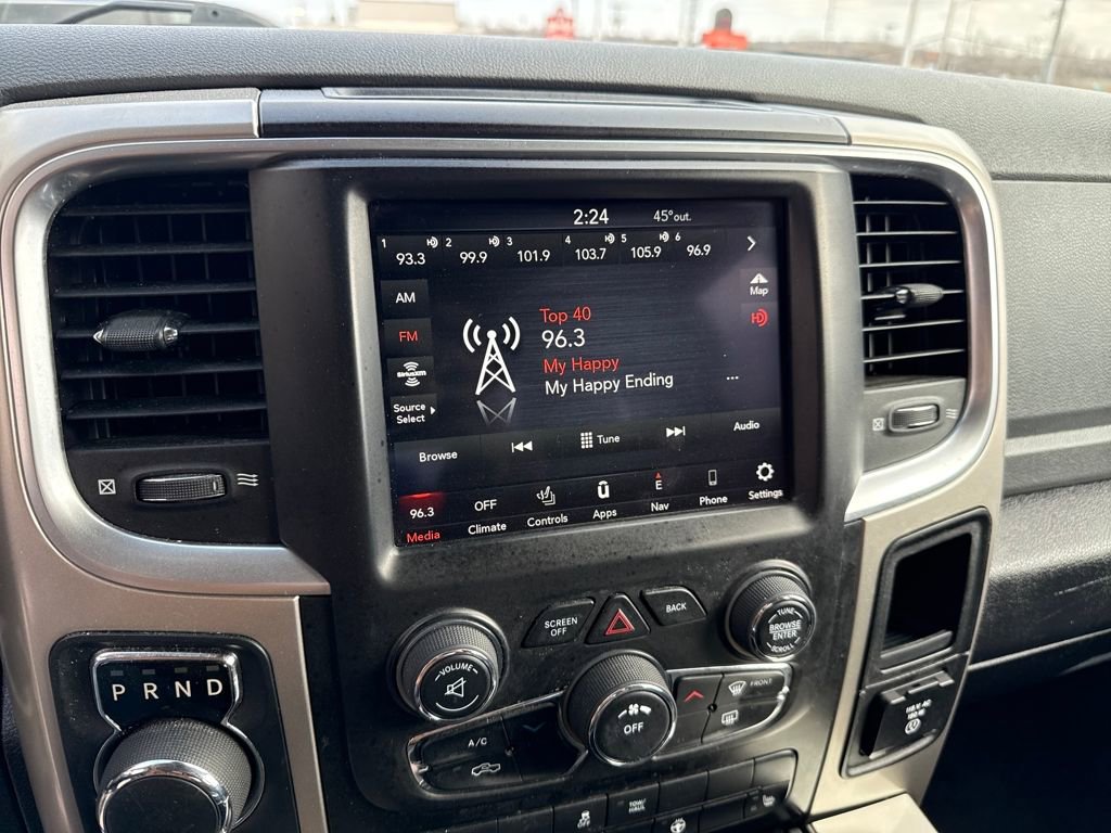 Used 2018 RAM 1500 SLT image 18