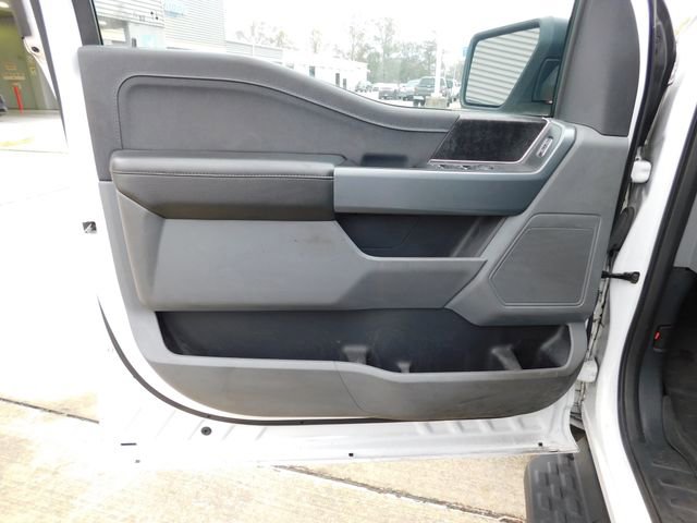 Used 2023 Ford F150 Lightning XLT image 12